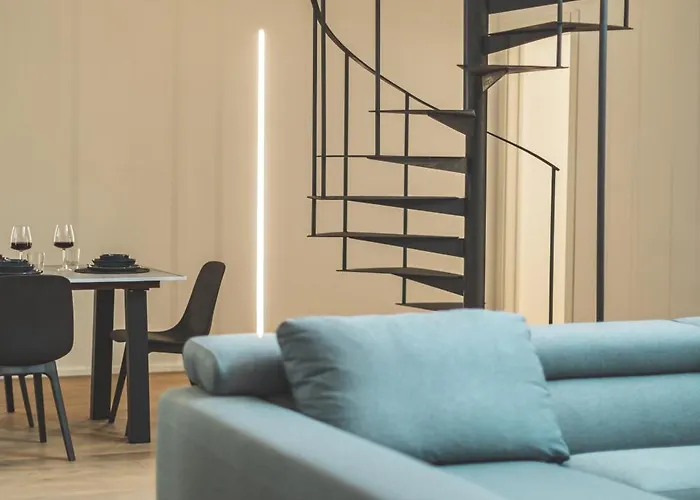 The Secret Loft * Como