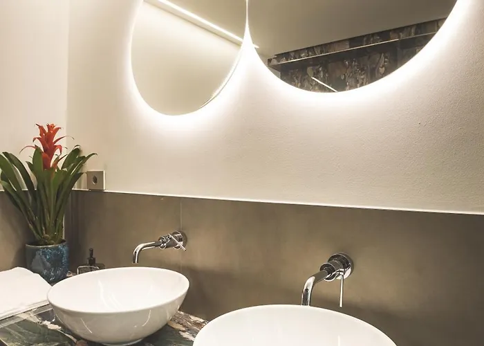 The Secret Loft Apartment *